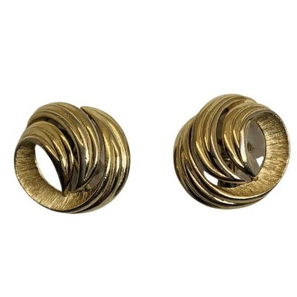 Vintage Crown Trifari Swirl Gold Clip-On Earrings Signed Twisted Knot 7/8" - Picture 7 of 9